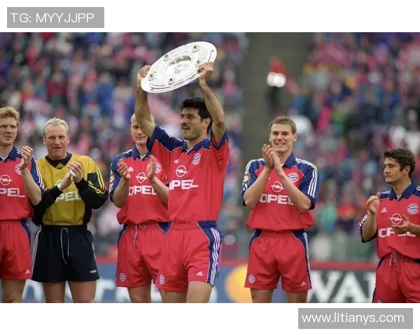 谢周三与伯恩茅激战正酣谁能在这场对决中笑到最后